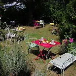 Lou Cliou Guest house
